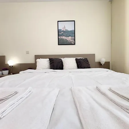 8 -sea & Escape * Warna